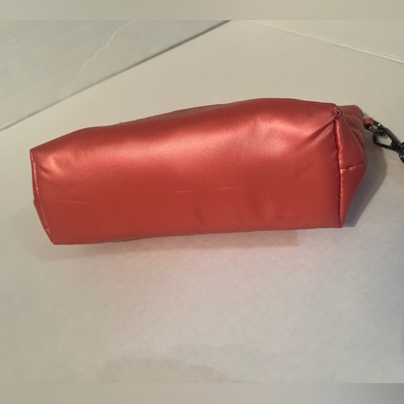 Lug Quilted coral Cosmetic Wristlet - Picture 4 of 6